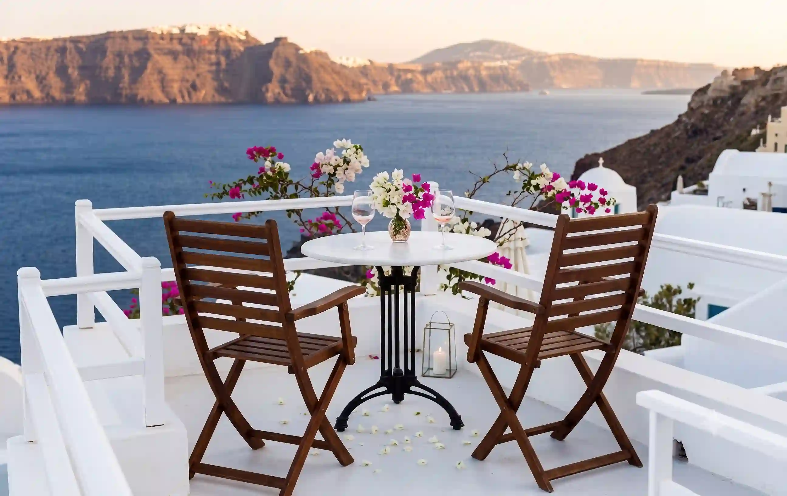 Best Greek Islands for a Honeymoon
